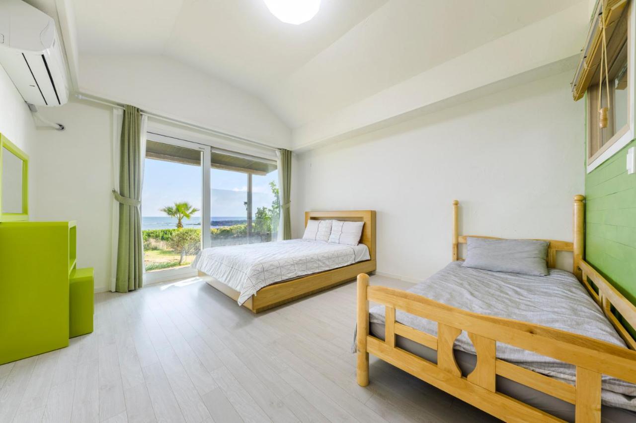 Jeju Turning Point Pension Seogwipo-stad Buitenkant foto