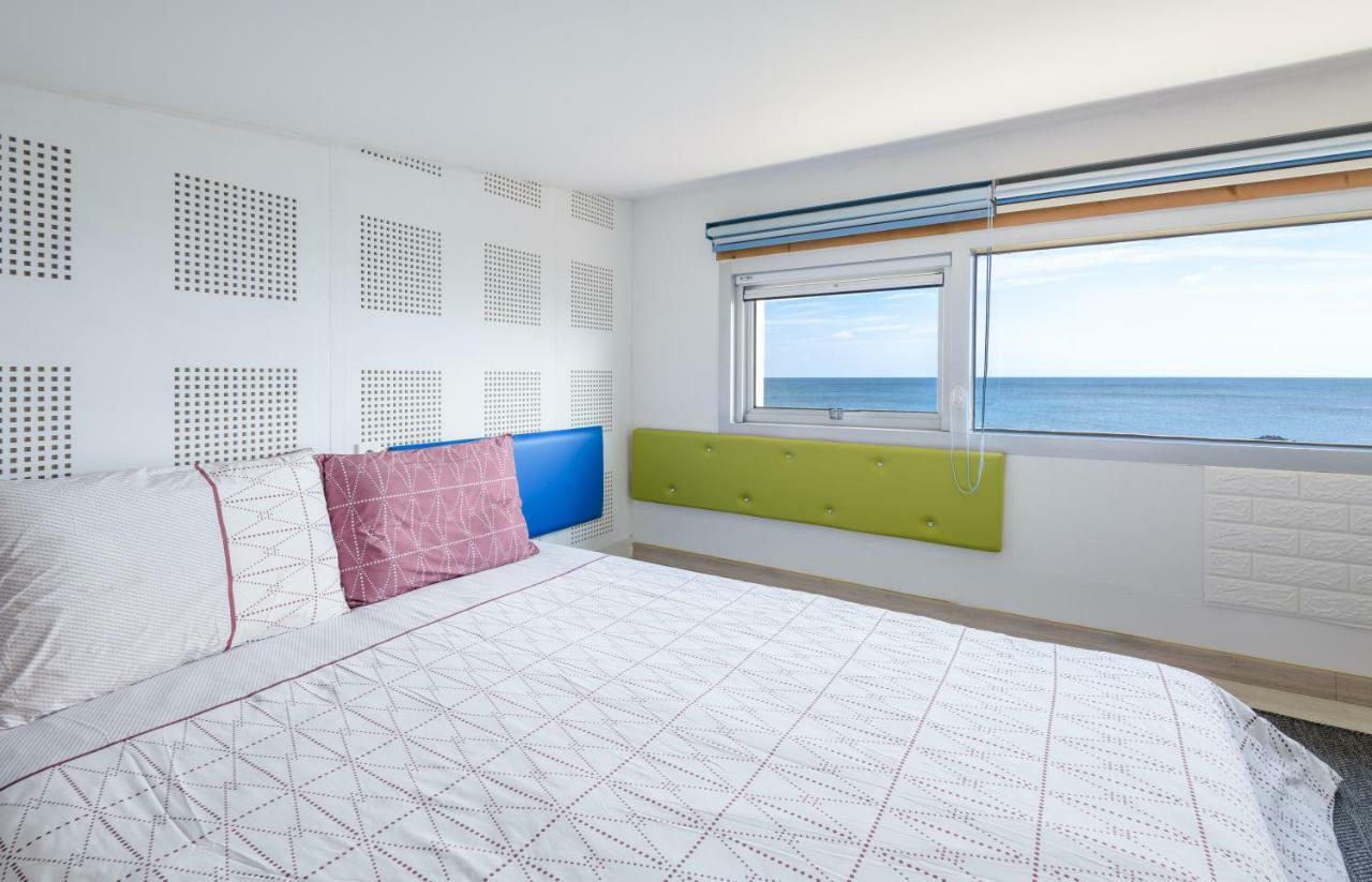 Jeju Turning Point Pension Seogwipo-stad Buitenkant foto